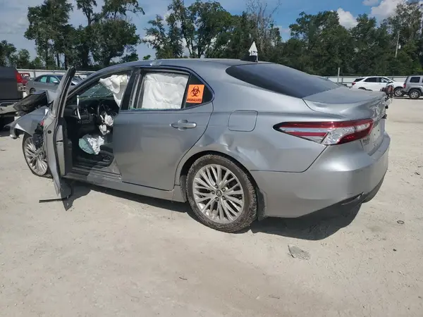 4T1FZ1AK2LU038862 2020 TOYOTA CAMRY - Image 2