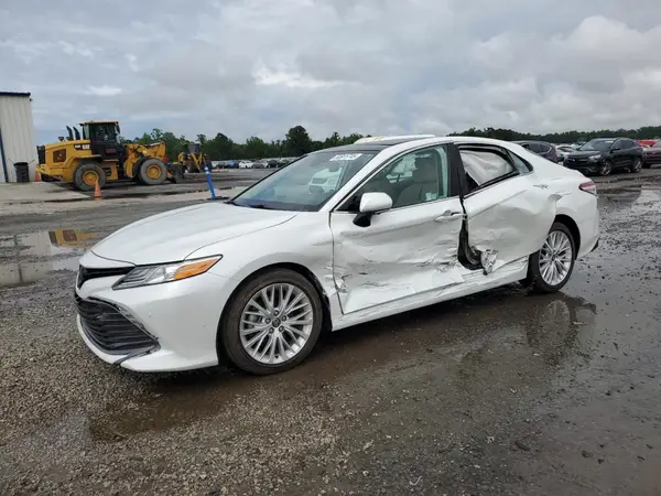 4T1FZ1AK3LU041544 2020 TOYOTA CAMRY - Image 1