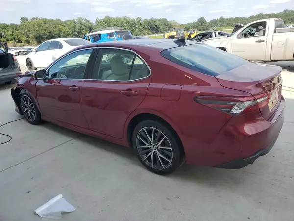 4T1FZ1AK3MU053968 2021 TOYOTA CAMRY - Image 2