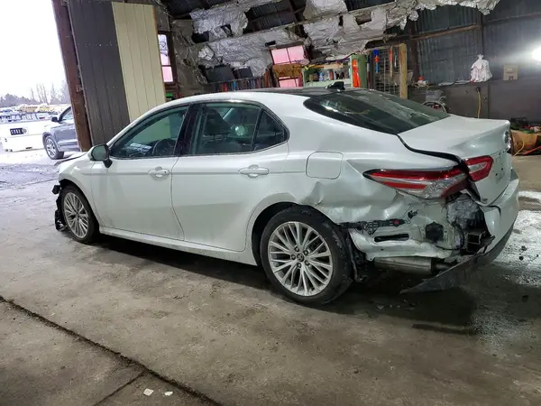 4T1FZ1AK5LU038483 2020 TOYOTA CAMRY - Image 2