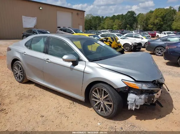 4T1FZ1AK5PU080545 2023 TOYOTA CAMRY - Image 1
