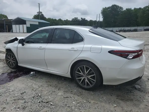 4T1FZ1AK6RU093985 2024 TOYOTA CAMRY - Image 2