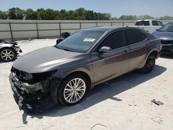 4T1FZ1AK8LU046934 2020 TOYOTA CAMRY - Image 1