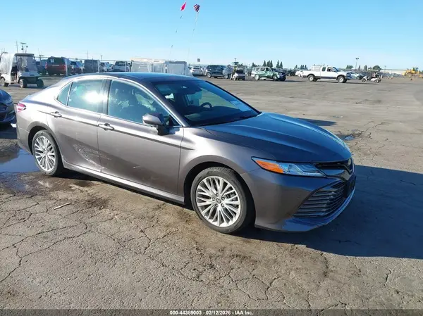 4T1FZ1AKXLU044103 2020 TOYOTA CAMRY - Image 1