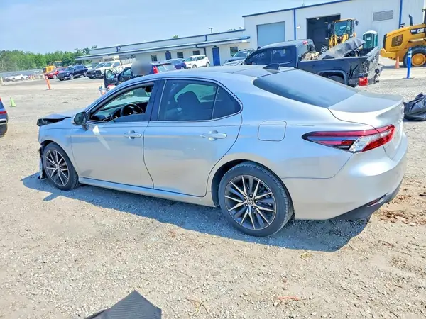 4T1FZ1AKXPU088124 2023 TOYOTA CAMRY - Image 2