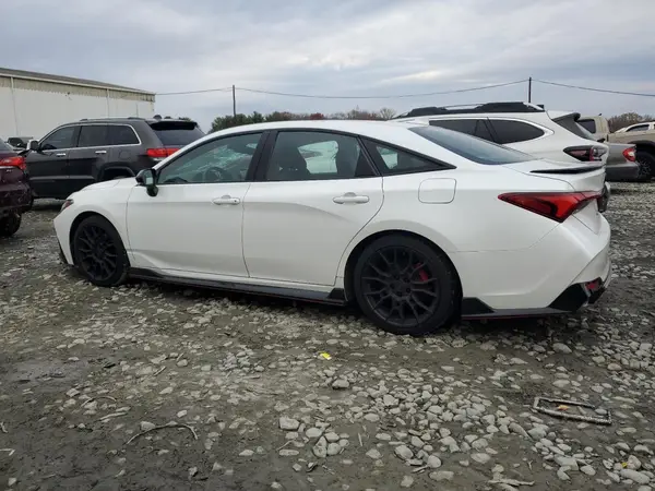 4T1FZ1FB2LU052897 2020 TOYOTA AVALON - Image 2