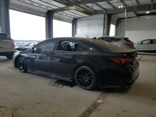4T1FZ1FB2MU070169 2021 TOYOTA AVALON - Image 2