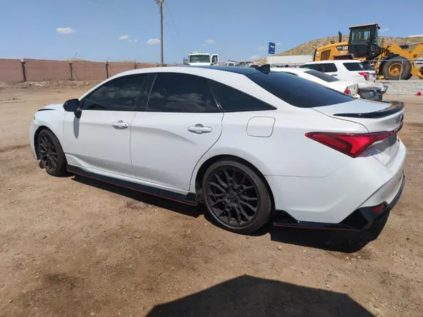 4T1FZ1FB6MU068294 2021 TOYOTA AVALON - Image 2