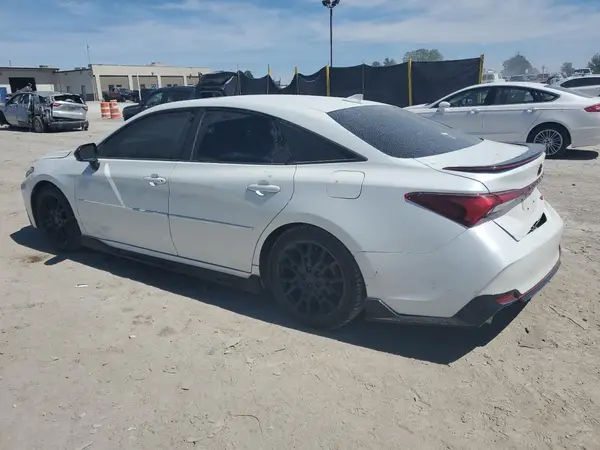 4T1FZ1FBXLU055983 2020 TOYOTA AVALON - Image 2