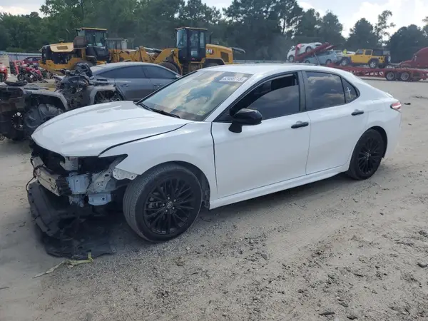 4T1G11AK0LU301667 2020 TOYOTA CAMRY - Image 1