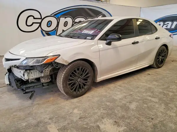4T1G11AK0LU302401 2020 TOYOTA CAMRY - Image 1