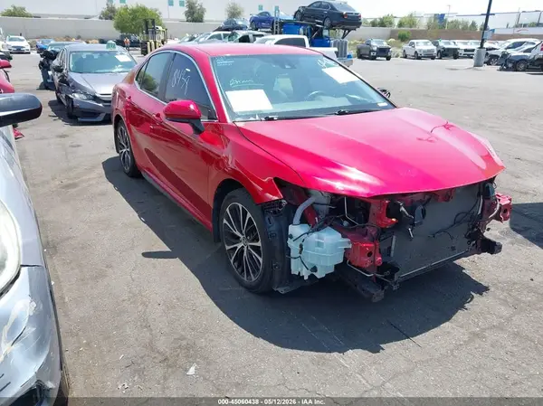 4T1G11AK0LU304617 2020 TOYOTA CAMRY - Image 1
