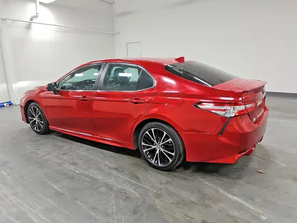4T1G11AK0LU307629 2020 TOYOTA CAMRY - Image 2