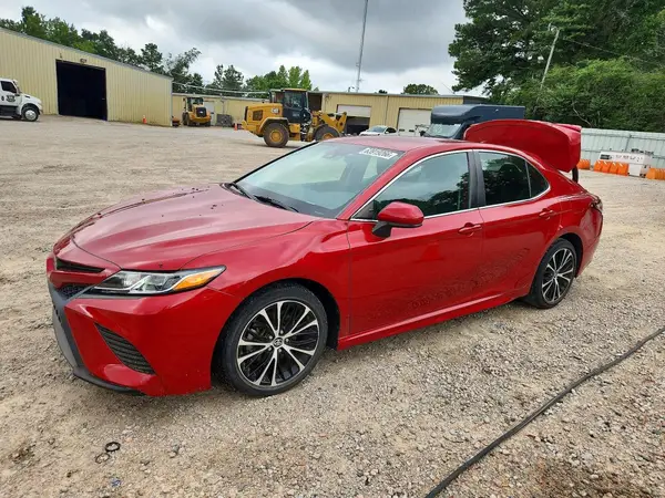 4T1G11AK0LU308781 2020 TOYOTA CAMRY - Image 1