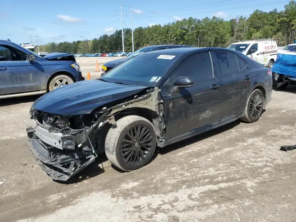 4T1G11AK0LU310630 2020 TOYOTA CAMRY - Image 1