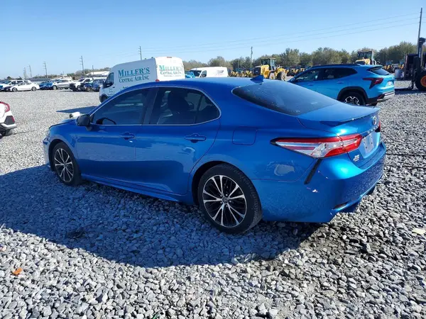 4T1G11AK0LU312393 2020 TOYOTA CAMRY - Image 2