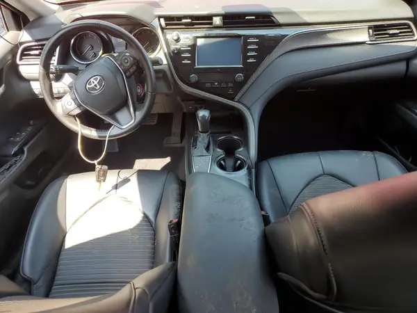 4T1G11AK0LU323068 2020 TOYOTA CAMRY - Image 8