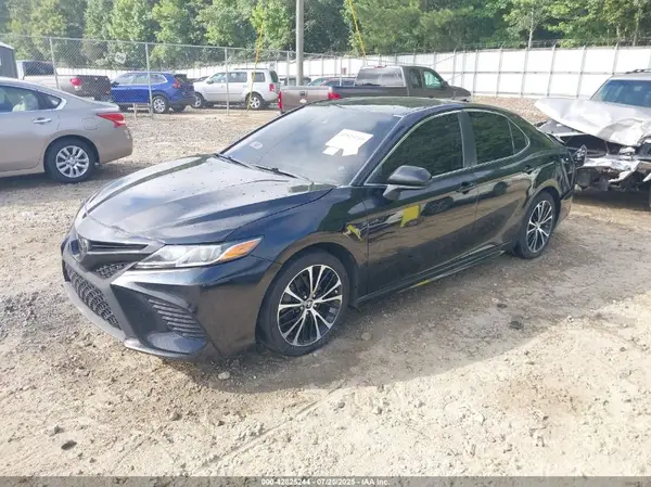 4T1G11AK0LU323796 2020 TOYOTA CAMRY - Image 2