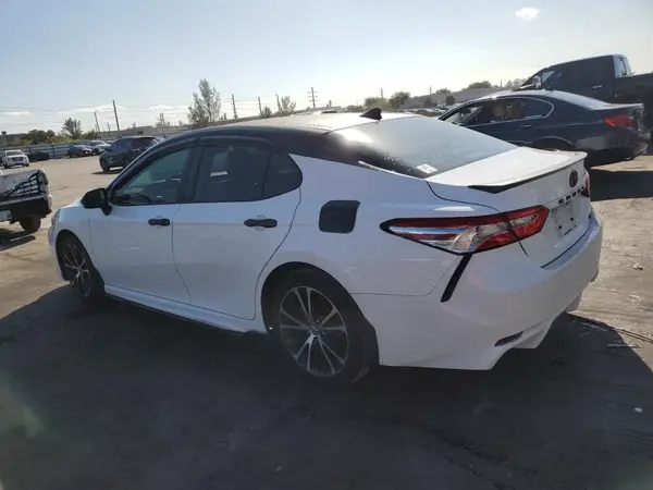 4T1G11AK0LU324964 2020 TOYOTA CAMRY - Image 2
