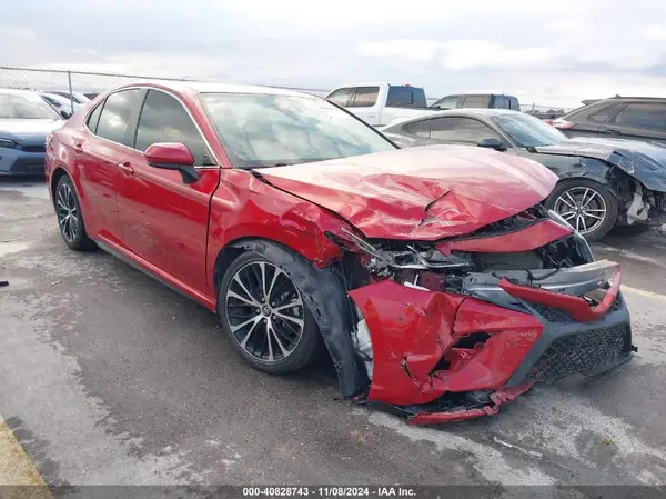 4T1G11AK0LU331641 2020 TOYOTA CAMRY - Image 1