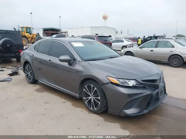 4T1G11AK0LU333003 2020 TOYOTA CAMRY - Image 1
