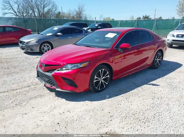 4T1G11AK0LU335334 2020 TOYOTA CAMRY - Image 2