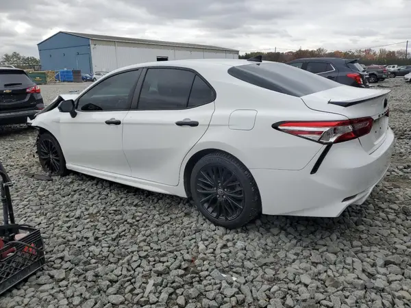 4T1G11AK0LU339903 2020 TOYOTA CAMRY - Image 2