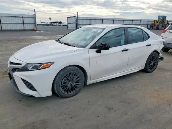 4T1G11AK0LU342106 2020 TOYOTA CAMRY - Image 1