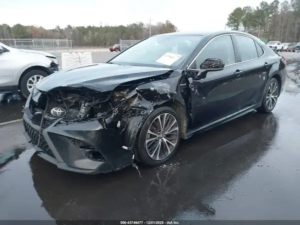 4T1G11AK0LU342879 2020 TOYOTA CAMRY - Image 2