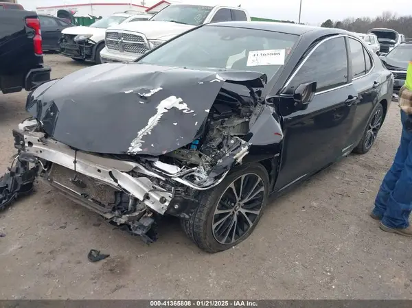 4T1G11AK0LU346334 2020 TOYOTA CAMRY - Image 2