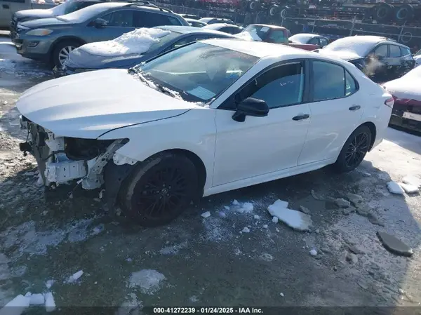 4T1G11AK0LU348343 2020 TOYOTA CAMRY - Image 2