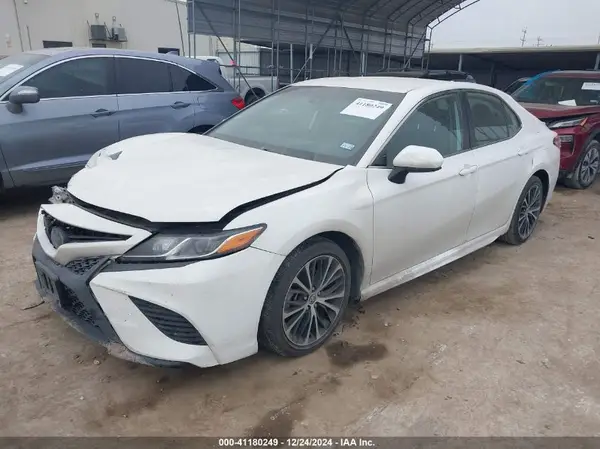 4T1G11AK0LU357527 2020 TOYOTA CAMRY - Image 2