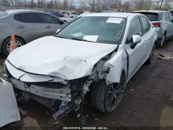 4T1G11AK0LU358905 2020 TOYOTA CAMRY - Image 2
