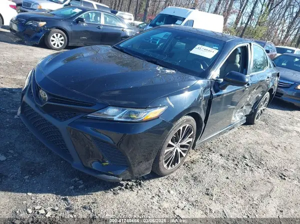 4T1G11AK0LU361531 2020 TOYOTA CAMRY - Image 2
