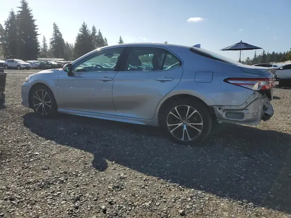 4T1G11AK0LU366812 2020 TOYOTA CAMRY - Image 2