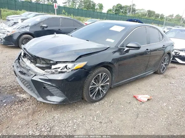 4T1G11AK0LU367328 2020 TOYOTA CAMRY - Image 2