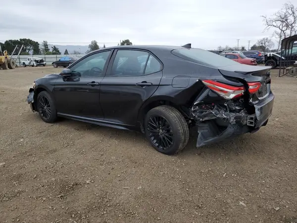 4T1G11AK0LU381598 2020 TOYOTA CAMRY - Image 2