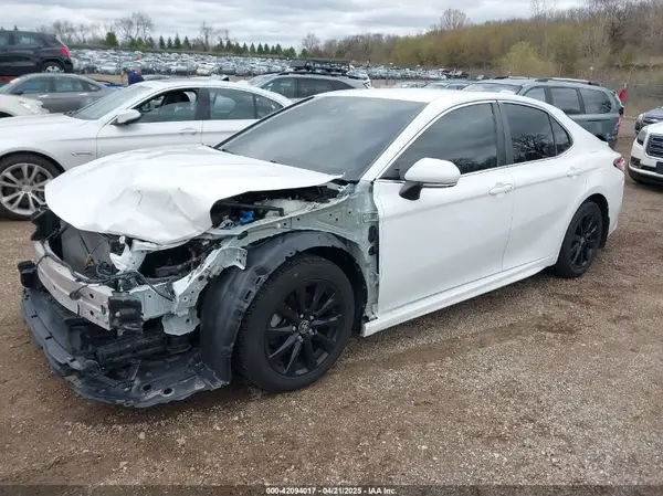 4T1G11AK0LU381651 2020 TOYOTA CAMRY - Image 2
