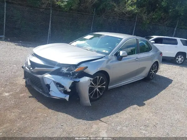 4T1G11AK0LU386493 2020 TOYOTA CAMRY - Image 2