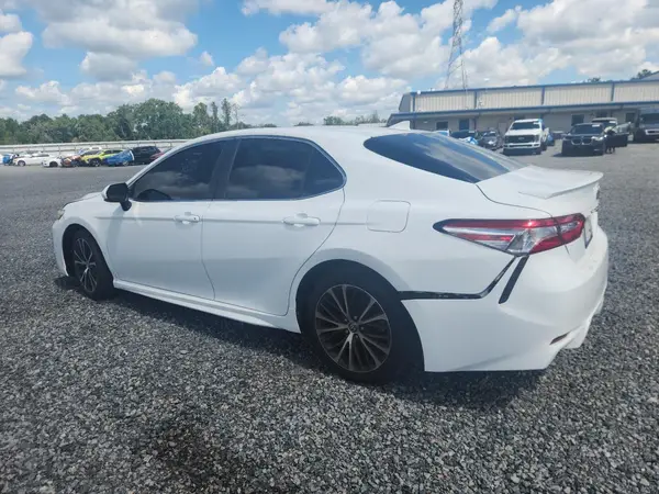4T1G11AK0LU395887 2020 TOYOTA CAMRY - Image 2