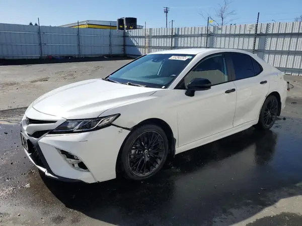 4T1G11AK0LU396988 2020 TOYOTA CAMRY - Image 1