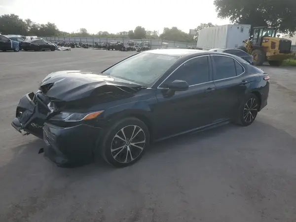 4T1G11AK0LU500685 2020 TOYOTA CAMRY - Image 1