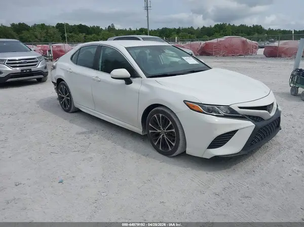 4T1G11AK0LU502761 2020 TOYOTA CAMRY - Image 1