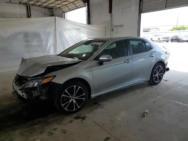4T1G11AK0LU506020 2020 TOYOTA CAMRY - Image 1