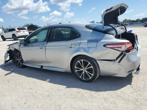 4T1G11AK0LU509807 2020 TOYOTA CAMRY - Image 2
