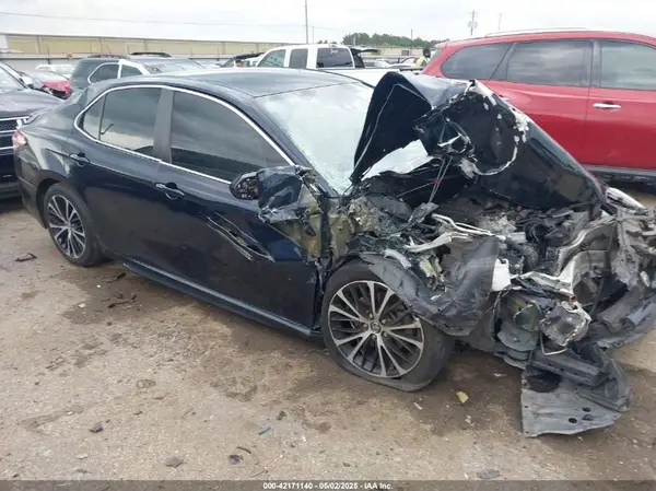 4T1G11AK0LU870387 2020 TOYOTA CAMRY - Image 1