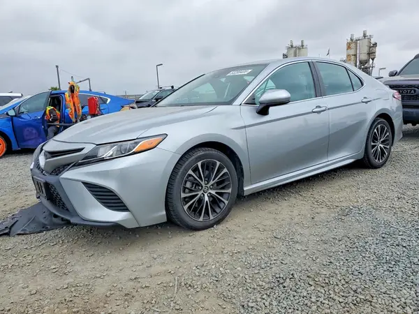 4T1G11AK0LU870440 2020 TOYOTA CAMRY - Image 1