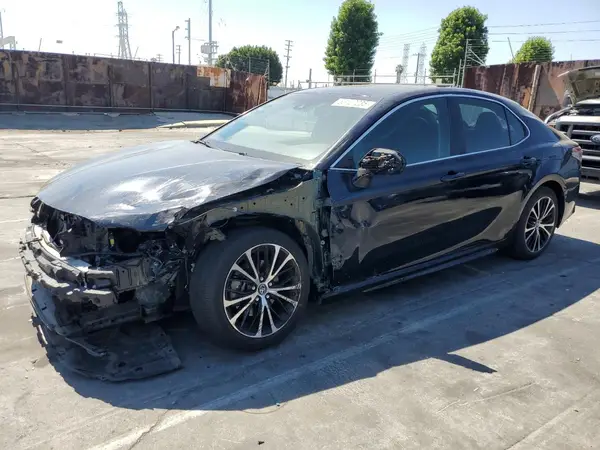 4T1G11AK0LU895631 2020 TOYOTA CAMRY - Image 1