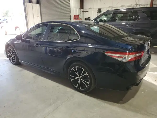 4T1G11AK0LU897072 2020 TOYOTA CAMRY - Image 2