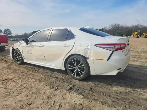 4T1G11AK0LU898593 2020 TOYOTA CAMRY - Image 2